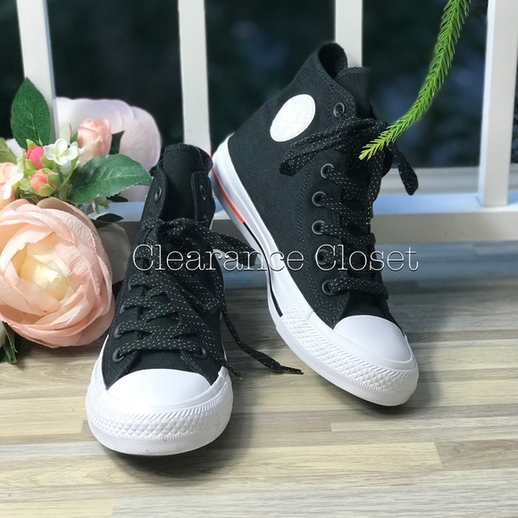 NWT Converse HI Black/Lava WMNS AUTHENTIC - Picture 3 of 8